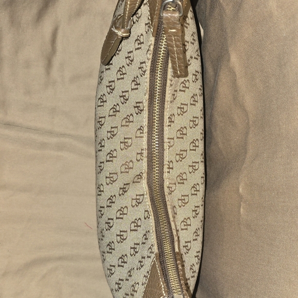 The Dooney & Bourke Signature Hobo Bag - Picture 7 of 10